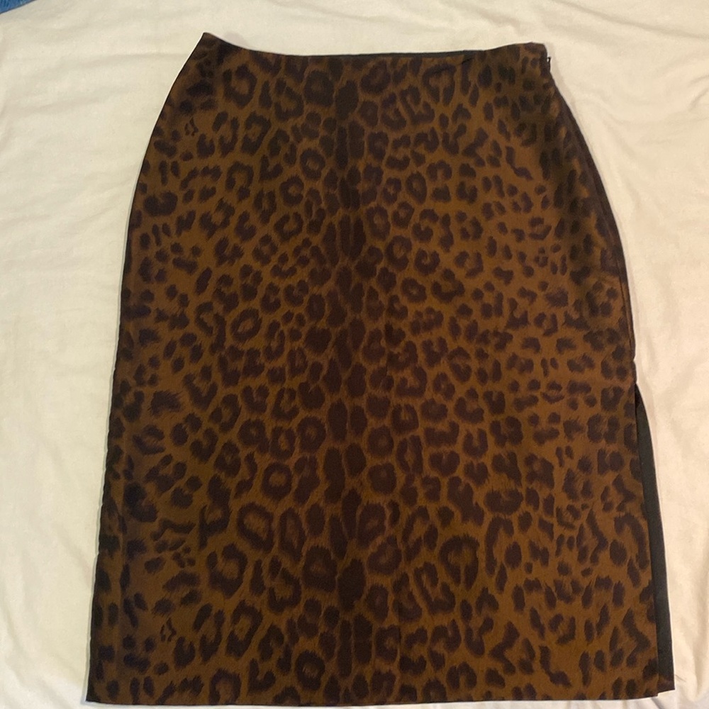 Club Monaco tafetta leopard print skirt